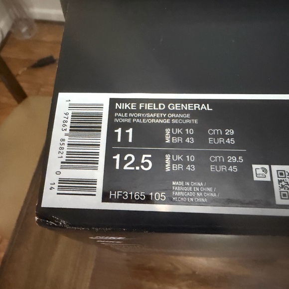Nike Men's White and Orange Sneakers Nike field general brand new - Picture 9 of 9